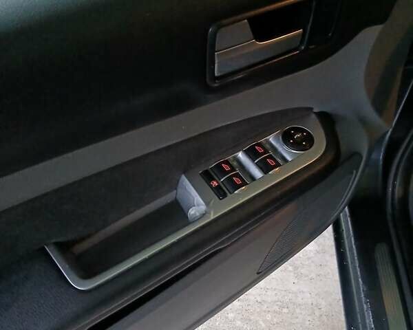 Сірий Форд Фокус, об'ємом двигуна 1.56 л та пробігом 274 тис. км за 4600 $, фото 8 на Automoto.ua