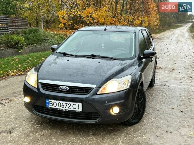 Сірий Форд Фокус, об'ємом двигуна 1.6 л та пробігом 230 тис. км за 4350 $, фото 1 на Automoto.ua