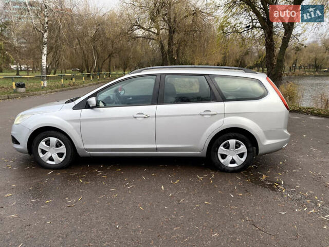 Серый Форд Фокус, объемом двигателя 1.56 л и пробегом 312 тыс. км за 5800 $, фото 4 на Automoto.ua