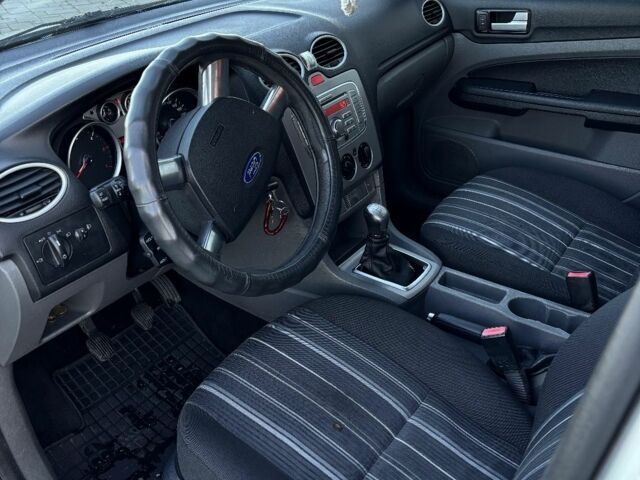 Форд Фокус 2008 в Здолбунове на Automoto.ua Серый Форд Фокус, объемом двигателя 1.6 л и пробегом 300 тыс. км за 4300 $, фото 7 на Automoto.ua