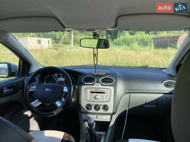 Сірий Форд Фокус, об'ємом двигуна 1.6 л та пробігом 276 тис. км за 5200 $, фото 11 на Automoto.ua