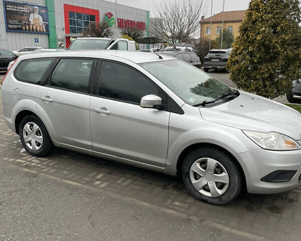 Серый Форд Фокус, объемом двигателя 1.56 л и пробегом 450 тыс. км за 4300 $, фото 3 на Automoto.ua