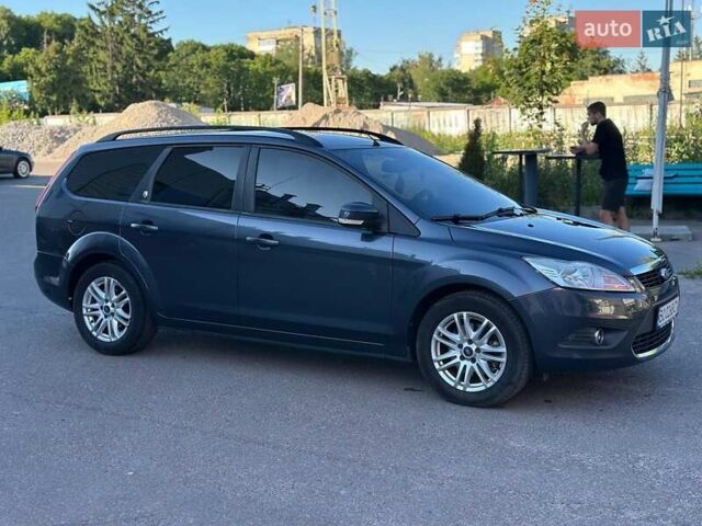 Серый Форд Фокус, объемом двигателя 2 л и пробегом 243 тыс. км за 5700 $, фото 18 на Automoto.ua