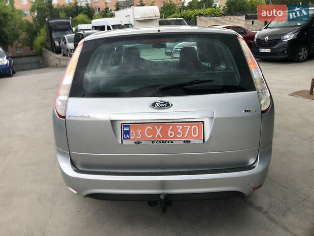 Форд Фокус 2008 у Рівному на Automoto.ua Сірий Форд Фокус, об'ємом двигуна 1.6 л та пробігом 223 тис. км за 5600 $, фото 12 на Automoto.ua