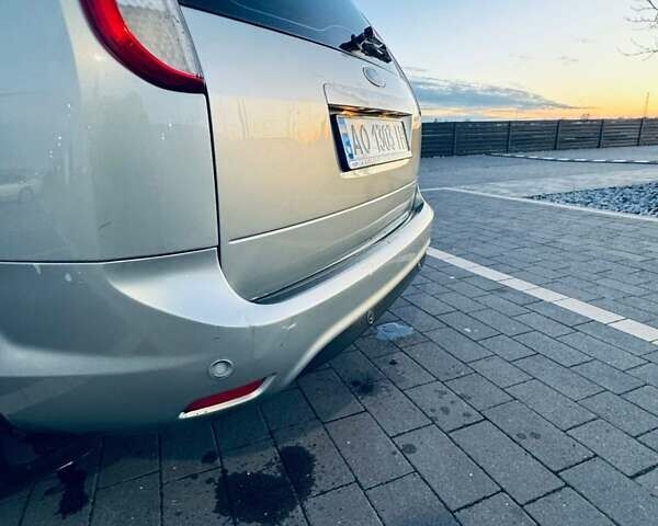 Сірий Форд Фокус, об'ємом двигуна 1.6 л та пробігом 306 тис. км за 4599 $, фото 14 на Automoto.ua