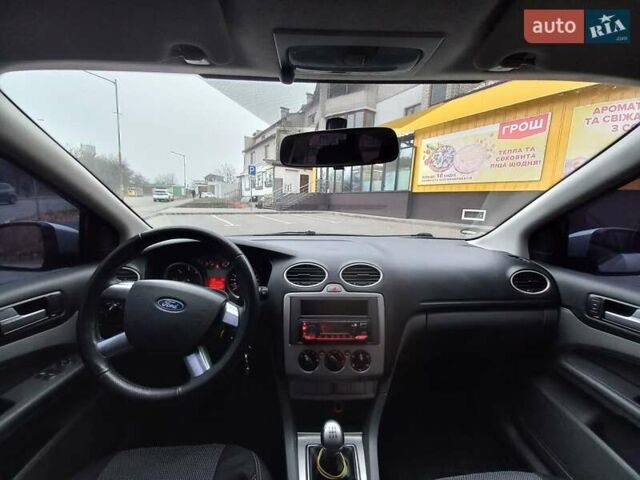 Сірий Форд Фокус, об'ємом двигуна 1.56 л та пробігом 271 тис. км за 4850 $, фото 11 на Automoto.ua