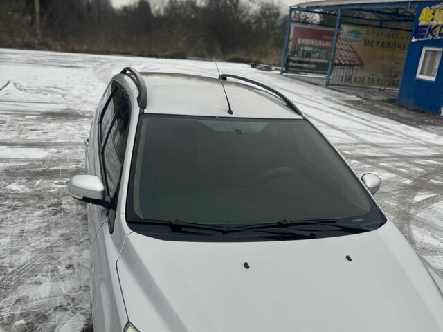 Серый Форд Фокус, объемом двигателя 1.6 л и пробегом 256 тыс. км за 5300 $, фото 15 на Automoto.ua