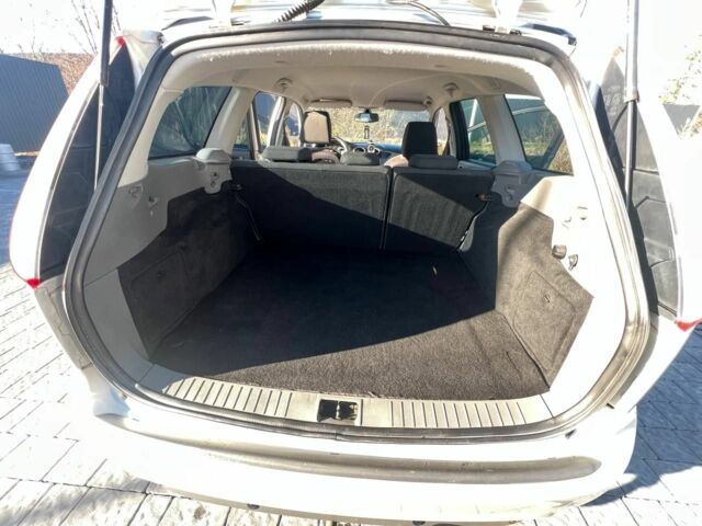 Сірий Форд Фокус, об'ємом двигуна 1.8 л та пробігом 287 тис. км за 3900 $, фото 22 на Automoto.ua