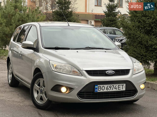Серый Форд Фокус, объемом двигателя 1.6 л и пробегом 264 тыс. км за 4150 $, фото 1 на Automoto.ua