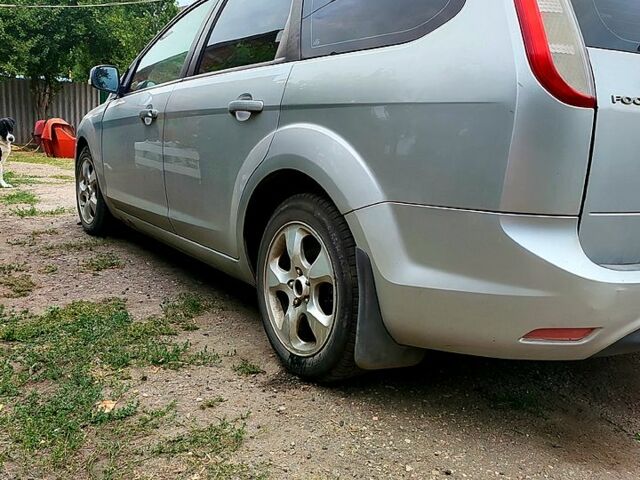 Форд Фокус 2008 у Харкові на Automoto.ua Сірий Форд Фокус, об'ємом двигуна 1.8 л та пробігом 320 тис. км за 5100 $, фото 3 на Automoto.ua