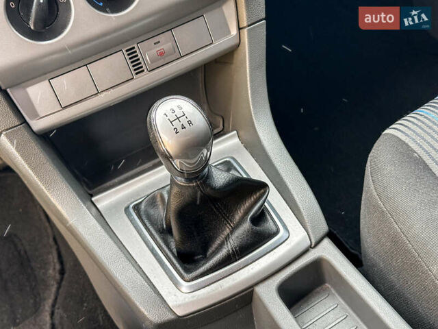Сірий Форд Фокус, об'ємом двигуна 1.6 л та пробігом 189 тис. км за 5333 $, фото 15 на Automoto.ua