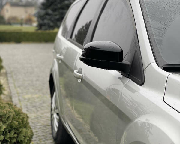 Серый Форд Фокус, объемом двигателя 1.6 л и пробегом 315 тыс. км за 4650 $, фото 12 на Automoto.ua