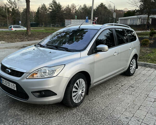 Серый Форд Фокус, объемом двигателя 2 л и пробегом 293 тыс. км за 6300 $, фото 2 на Automoto.ua