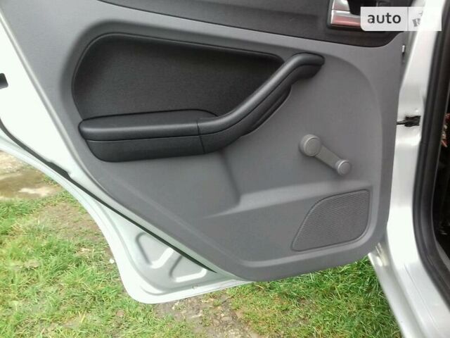 Форд Фокус 2008 у Стрые на Automoto.ua Сірий Форд Фокус, об'ємом двигуна 1.6 л та пробігом 310 тис. км за 4697 $, фото 46 на Automoto.ua