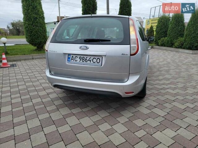 Сірий Форд Фокус, об'ємом двигуна 1.8 л та пробігом 226 тис. км за 4999 $, фото 12 на Automoto.ua