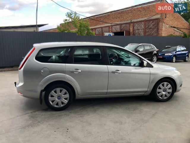 Форд Фокус 2008 у Рівному на Automoto.ua Сірий Форд Фокус, об'ємом двигуна 1.6 л та пробігом 223 тис. км за 5600 $, фото 6 на Automoto.ua