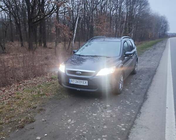 Серый Форд Фокус, объемом двигателя 1.6 л и пробегом 211 тыс. км за 5300 $, фото 1 на Automoto.ua