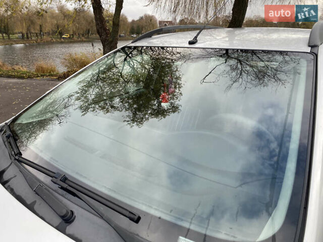 Серый Форд Фокус, объемом двигателя 1.56 л и пробегом 312 тыс. км за 5800 $, фото 11 на Automoto.ua