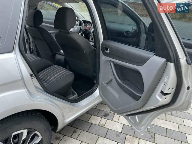 Серый Форд Фокус, объемом двигателя 1.56 л и пробегом 294 тыс. км за 5299 $, фото 28 на Automoto.ua