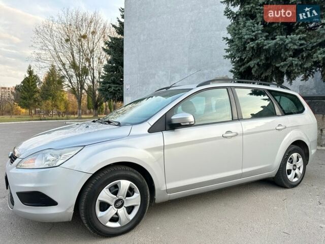 Сірий Форд Фокус, об'ємом двигуна 1.56 л та пробігом 290 тис. км за 4850 $, фото 20 на Automoto.ua