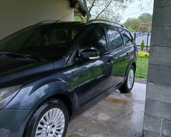 Сірий Форд Фокус, об'ємом двигуна 1.56 л та пробігом 274 тис. км за 4600 $, фото 4 на Automoto.ua