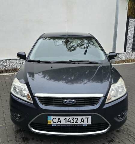 Сірий Форд Фокус, об'ємом двигуна 1.6 л та пробігом 192 тис. км за 6300 $, фото 2 на Automoto.ua