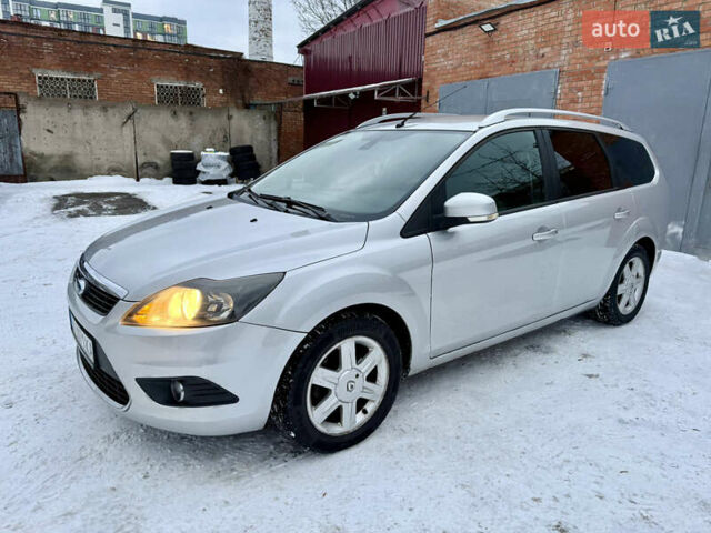 Сірий Форд Фокус, об'ємом двигуна 1.6 л та пробігом 211 тис. км за 5100 $, фото 1 на Automoto.ua