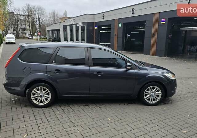 Сірий Форд Фокус, об'ємом двигуна 1.6 л та пробігом 192 тис. км за 6300 $, фото 4 на Automoto.ua