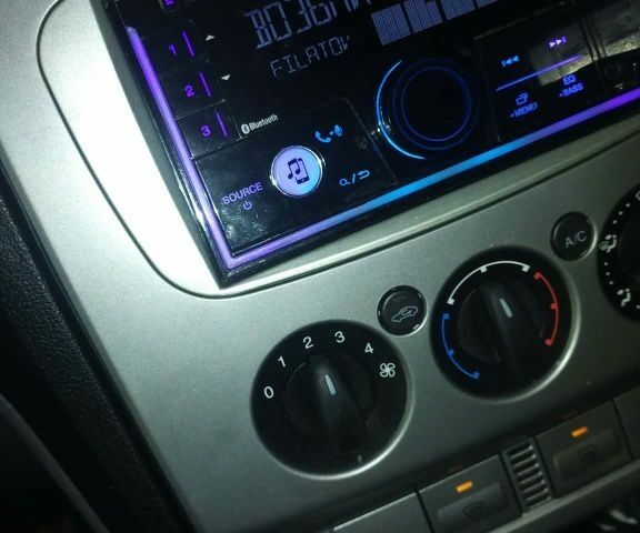 Сірий Форд Фокус, об'ємом двигуна 0 л та пробігом 211 тис. км за 5300 $, фото 4 на Automoto.ua