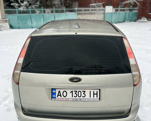 Серый Форд Фокус, объемом двигателя 1.6 л и пробегом 282 тыс. км за 4450 $, фото 4 на Automoto.ua