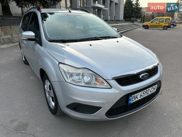 Сірий Форд Фокус, об'ємом двигуна 1.56 л та пробігом 290 тис. км за 4850 $, фото 52 на Automoto.ua