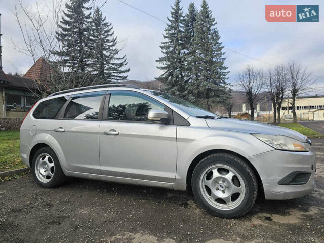 Серый Форд Фокус, объемом двигателя 1.6 л и пробегом 280 тыс. км за 4100 $, фото 10 на Automoto.ua