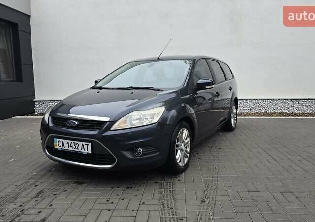 Сірий Форд Фокус, об'ємом двигуна 1.6 л та пробігом 192 тис. км за 6300 $, фото 1 на Automoto.ua