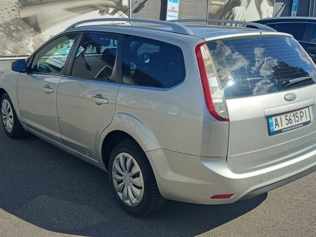 Форд Фокус 2008 в Киеве на Automoto.ua Серый Форд Фокус, объемом двигателя 2 л и пробегом 350 тыс. км за 3099 $, фото 3 на Automoto.ua