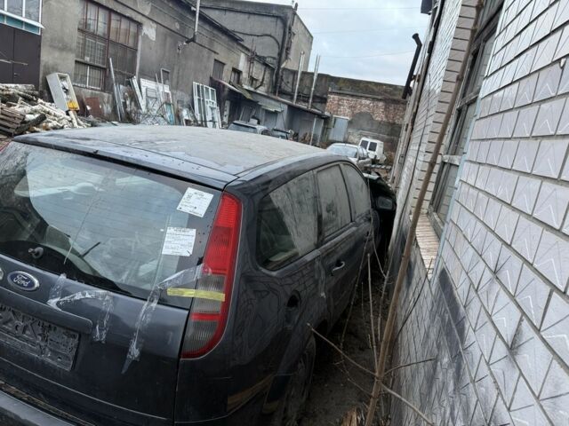 Серый Форд Фокус, объемом двигателя 0 л и пробегом 220 тыс. км за 2366 $, фото 2 на Automoto.ua