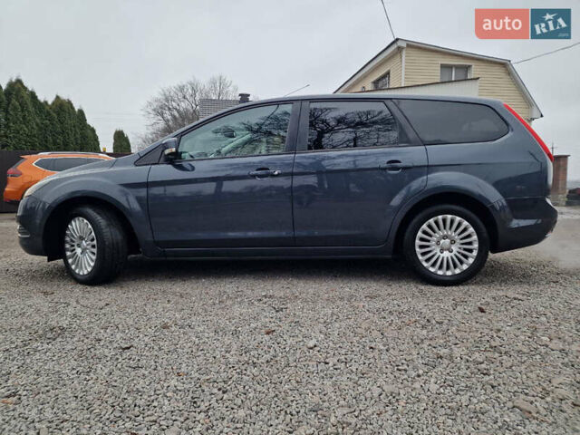 Серый Форд Фокус, объемом двигателя 1.6 л и пробегом 290 тыс. км за 6600 $, фото 7 на Automoto.ua