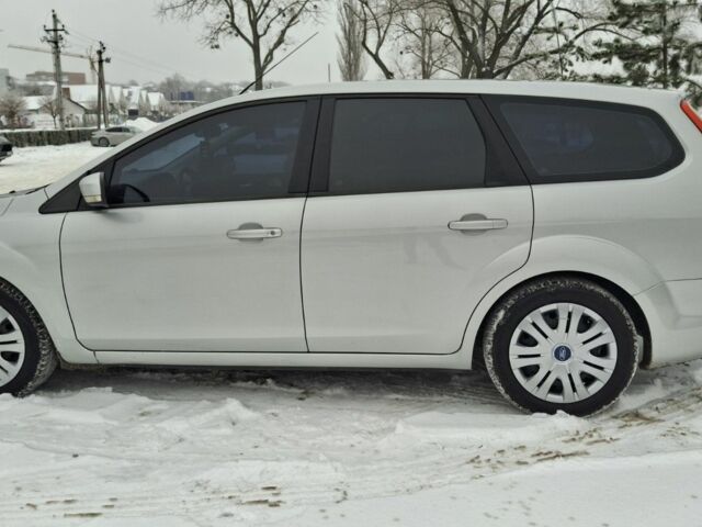 Серый Форд Фокус, объемом двигателя 2 л и пробегом 227 тыс. км за 6300 $, фото 7 на Automoto.ua