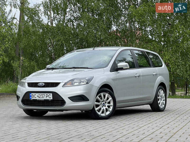 Серый Форд Фокус, объемом двигателя 1.56 л и пробегом 221 тыс. км за 5500 $, фото 3 на Automoto.ua