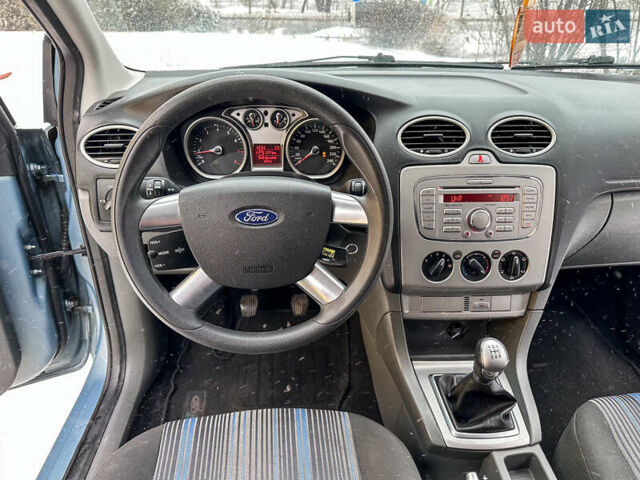 Сірий Форд Фокус, об'ємом двигуна 1.6 л та пробігом 189 тис. км за 5333 $, фото 13 на Automoto.ua