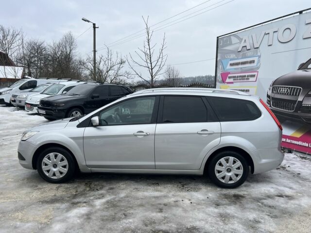 Серый Форд Фокус, объемом двигателя 1.6 л и пробегом 211 тыс. км за 5599 $, фото 1 на Automoto.ua