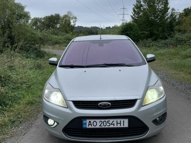 Сірий Форд Фокус, об'ємом двигуна 1.6 л та пробігом 250 тис. км за 4150 $, фото 1 на Automoto.ua