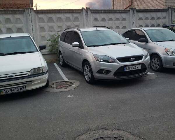Форд Фокус 2008 в Виннице на Automoto.ua Серый Форд Фокус, объемом двигателя 1.6 л и пробегом 173 тыс. км за 5500 $, фото 4 на Automoto.ua