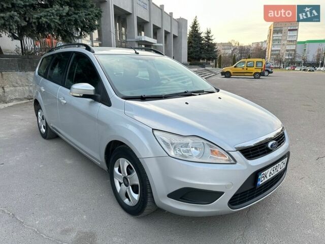 Сірий Форд Фокус, об'ємом двигуна 1.56 л та пробігом 290 тис. км за 4850 $, фото 29 на Automoto.ua