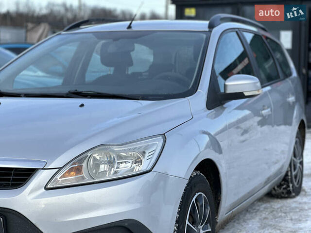 Сірий Форд Фокус, об'ємом двигуна 1.6 л та пробігом 258 тис. км за 5900 $, фото 8 на Automoto.ua