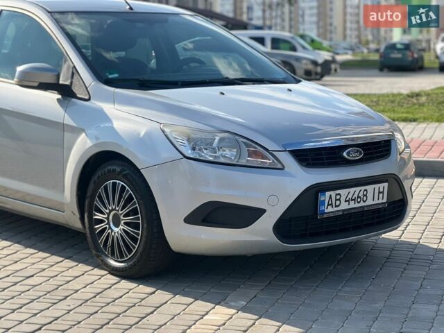 Серый Форд Фокус, объемом двигателя 1.6 л и пробегом 278 тыс. км за 4850 $, фото 6 на Automoto.ua
