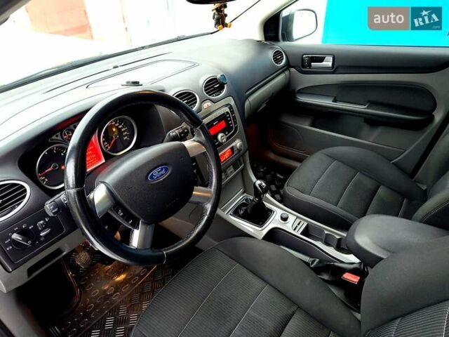 Серый Форд Фокус, объемом двигателя 1.6 л и пробегом 238 тыс. км за 5499 $, фото 20 на Automoto.ua