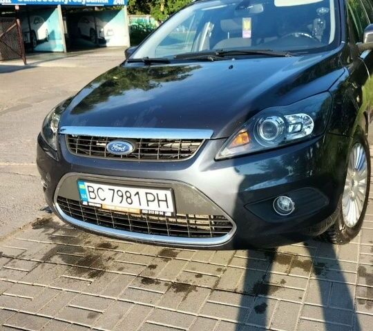 Серый Форд Фокус, объемом двигателя 1.6 л и пробегом 270 тыс. км за 5400 $, фото 1 на Automoto.ua