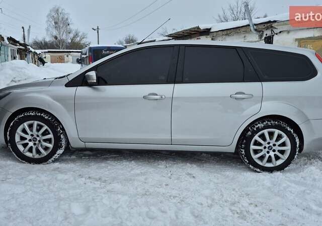 Серый Форд Фокус, объемом двигателя 1.56 л и пробегом 225 тыс. км за 5500 $, фото 10 на Automoto.ua