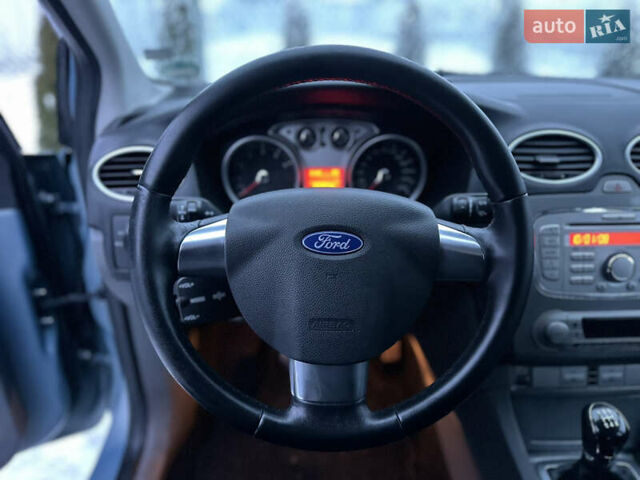Сірий Форд Фокус, об'ємом двигуна 1.6 л та пробігом 231 тис. км за 5900 $, фото 26 на Automoto.ua