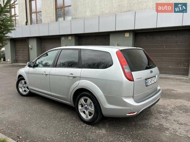 Серый Форд Фокус, объемом двигателя 1.6 л и пробегом 264 тыс. км за 4150 $, фото 63 на Automoto.ua